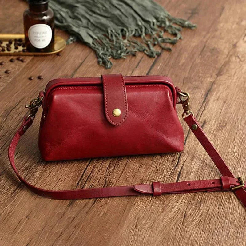 Velora - Mini kožená crossbody taška